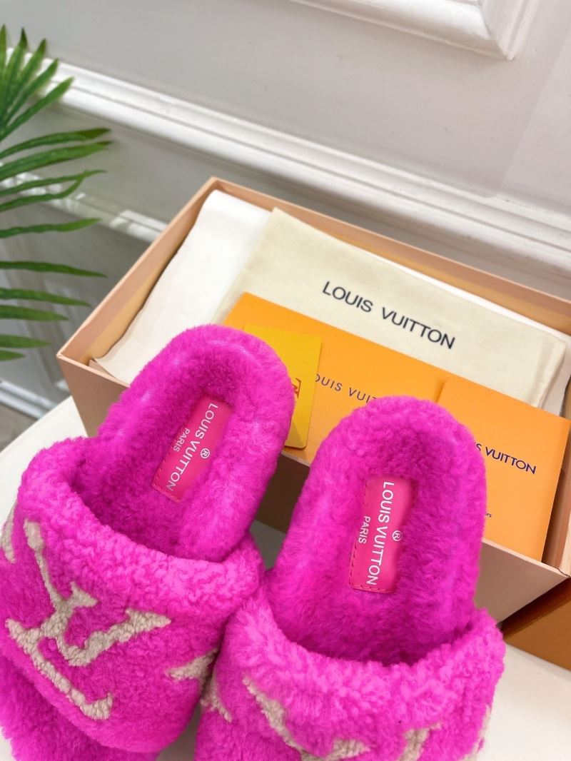 Louis Vuitton Slippers